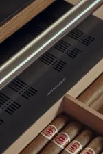 Cave à cigare du chariot à cigare